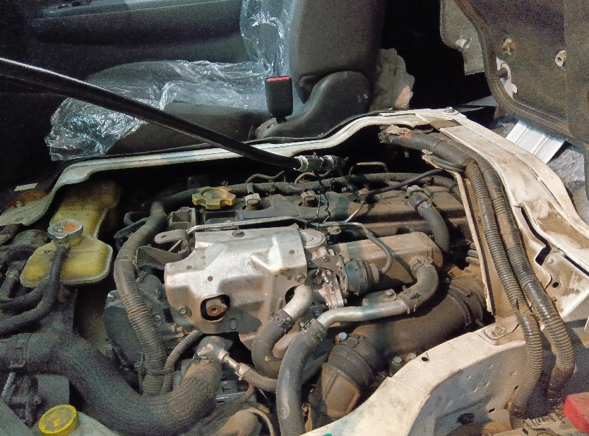 日産キャラバン E26 NV350 セレストケア エンジン内部洗浄