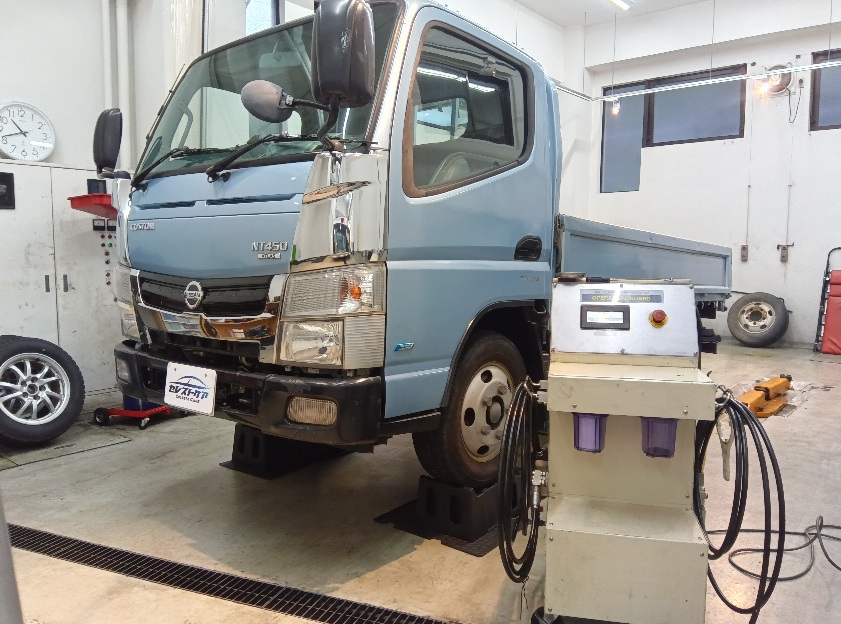 日産アトラス (三菱ふそうキャンター)  4P10 セレストケア エンジン内部洗浄 DPF洗浄